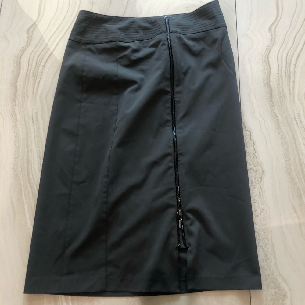Skirt - Picture 2 of 4